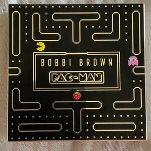 Bobbi Brown Pac-Man highlighting powder